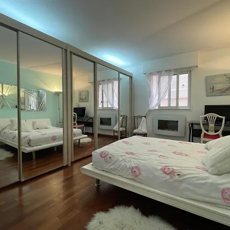 Holiday home Sea View 2-br W Ac Pool Terrace Parking - Benakey *
