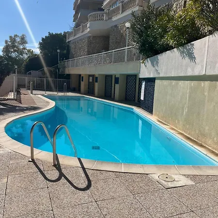 Sea View 2-br W Ac Pool Terrace Parking - Benakey Holiday home