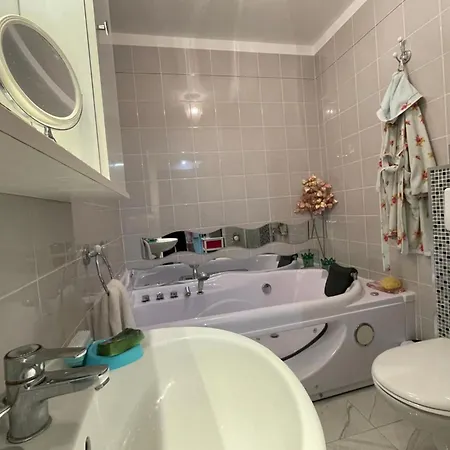 Holiday home Sea View 2-br W Ac Pool Terrace Parking - Benakey *