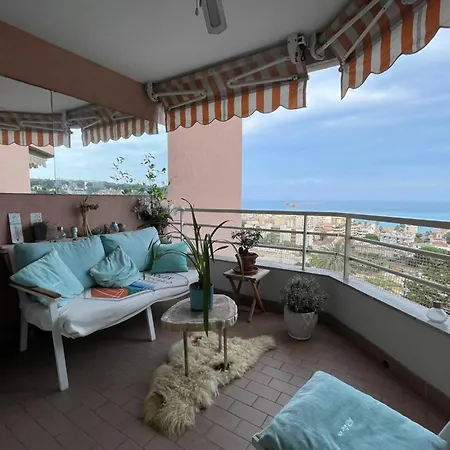 Sea View 2-br W Ac Pool Terrace Parking - Benakey