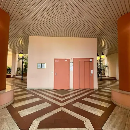 Sea View 2-br W Ac Pool Terrace Parking - Benakey Hébergement de vacances *